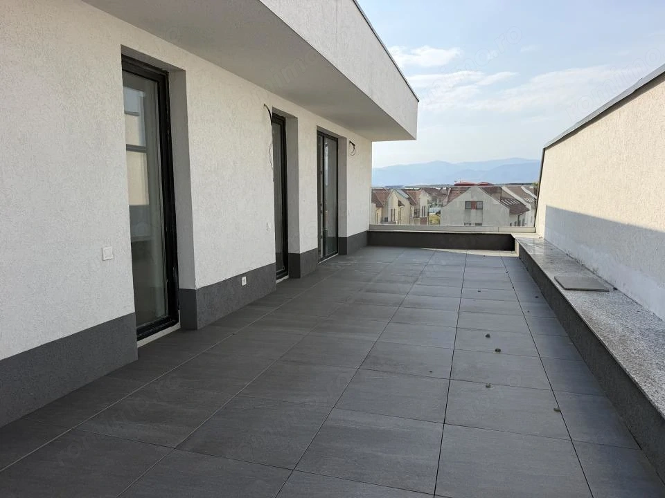 penthouse 4 camere 115 mp + terase 80 mp Ratiu Selimbar