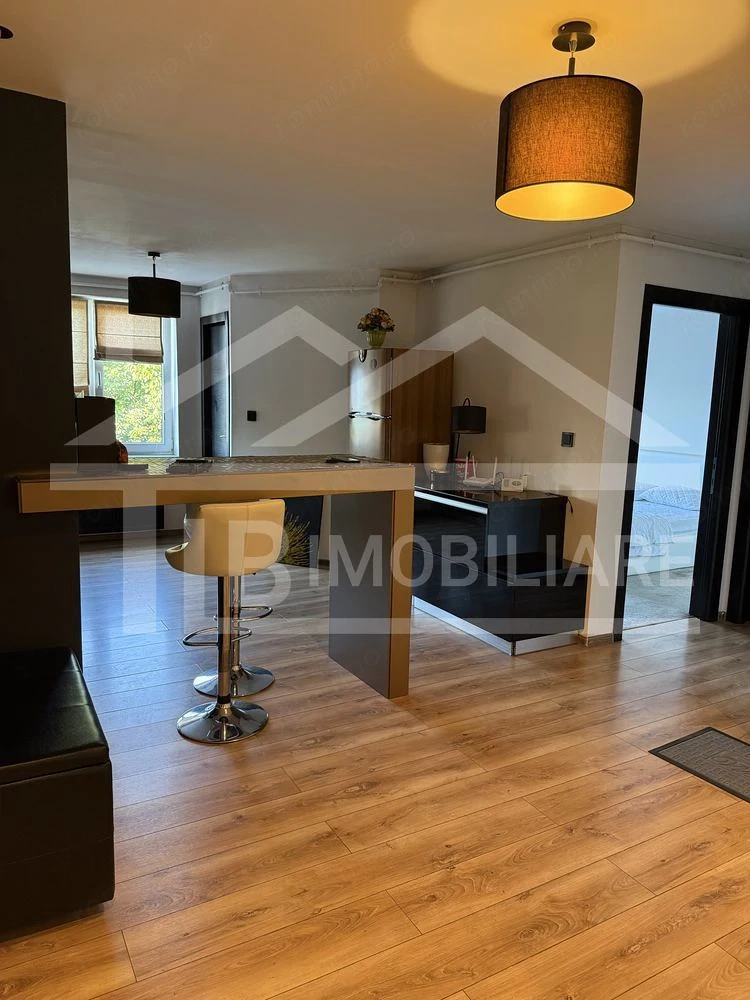 Apartament cu 3 camere, 90mp,  garaj, Zona E.On