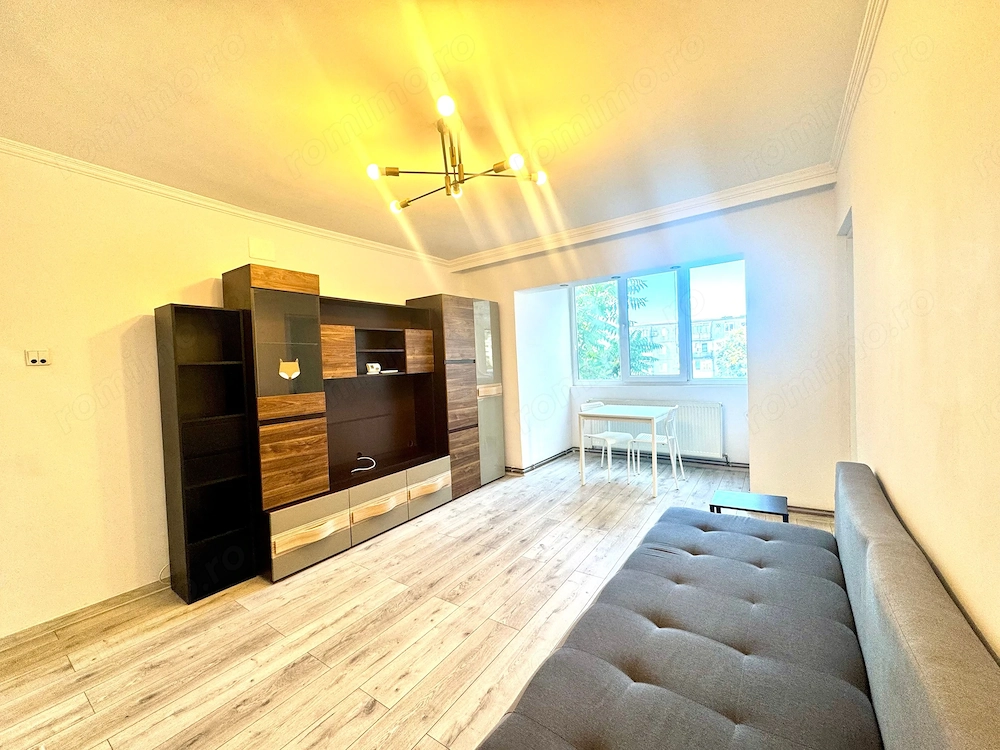 Spitalul Judetean, etaj intermediar, Disponibil imediat