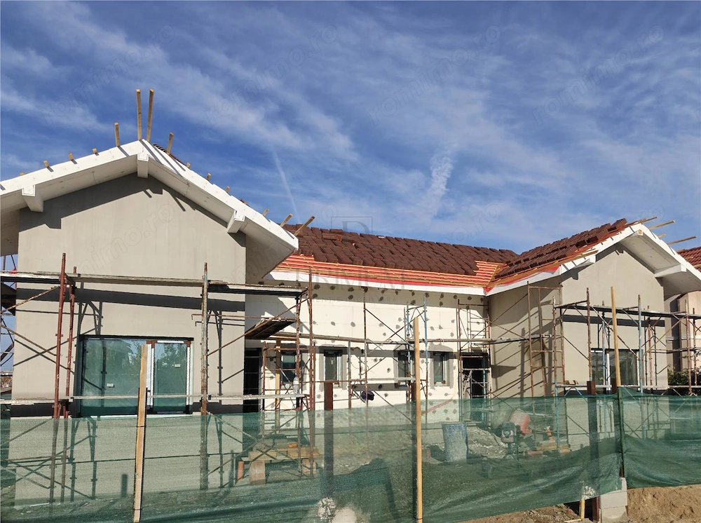 DUPLEX LA ASFALT -  POSIBILITATE MANSARDARE - FINISAJE LA CERERE