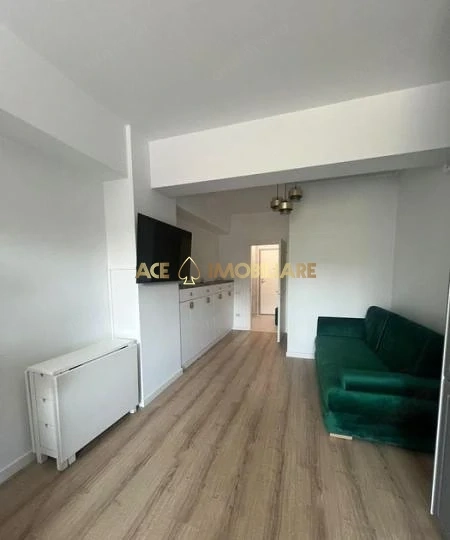 2 Camere de inchiriat | Costin Georgian | Metrou | Centrala | Parcare 