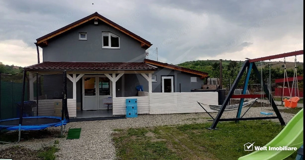  Casa P+M| Teren 755 mp -la drum judetean  | 10 km aeroport Cluj