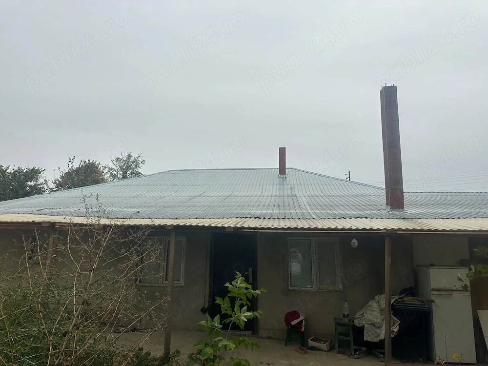 Casa in Comuna Jegalia, Calarasi. Strada Principala langa Primarie