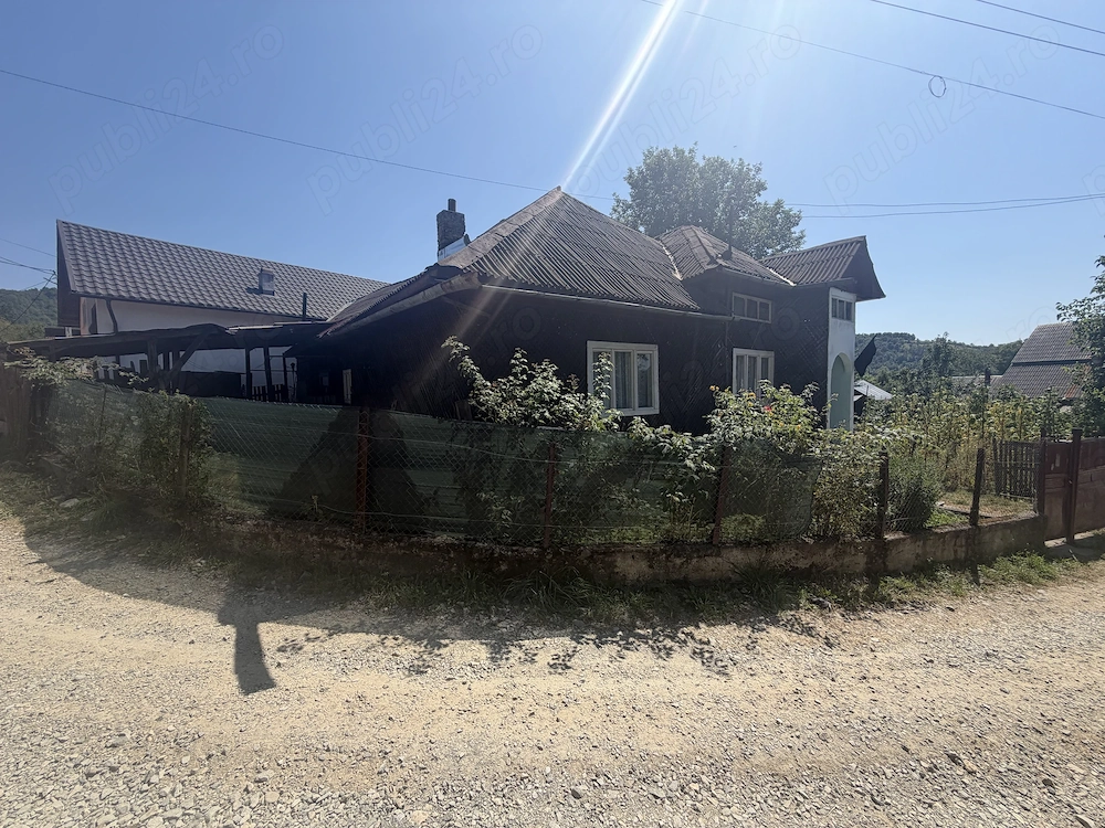 Casa de lemn locuibila 