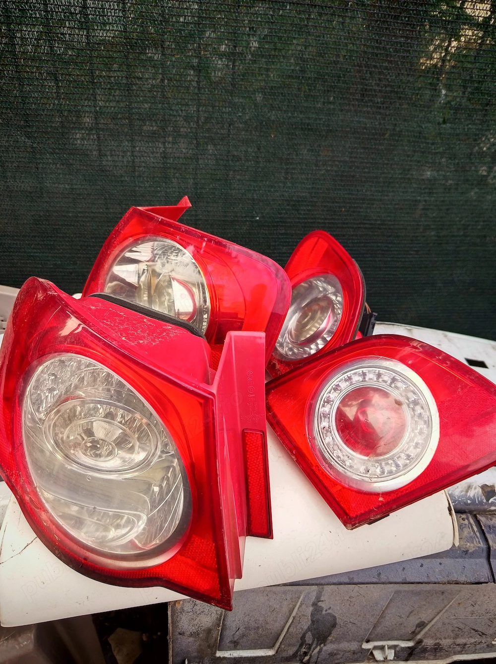 Stopuri spate Volkswagen pasat b6