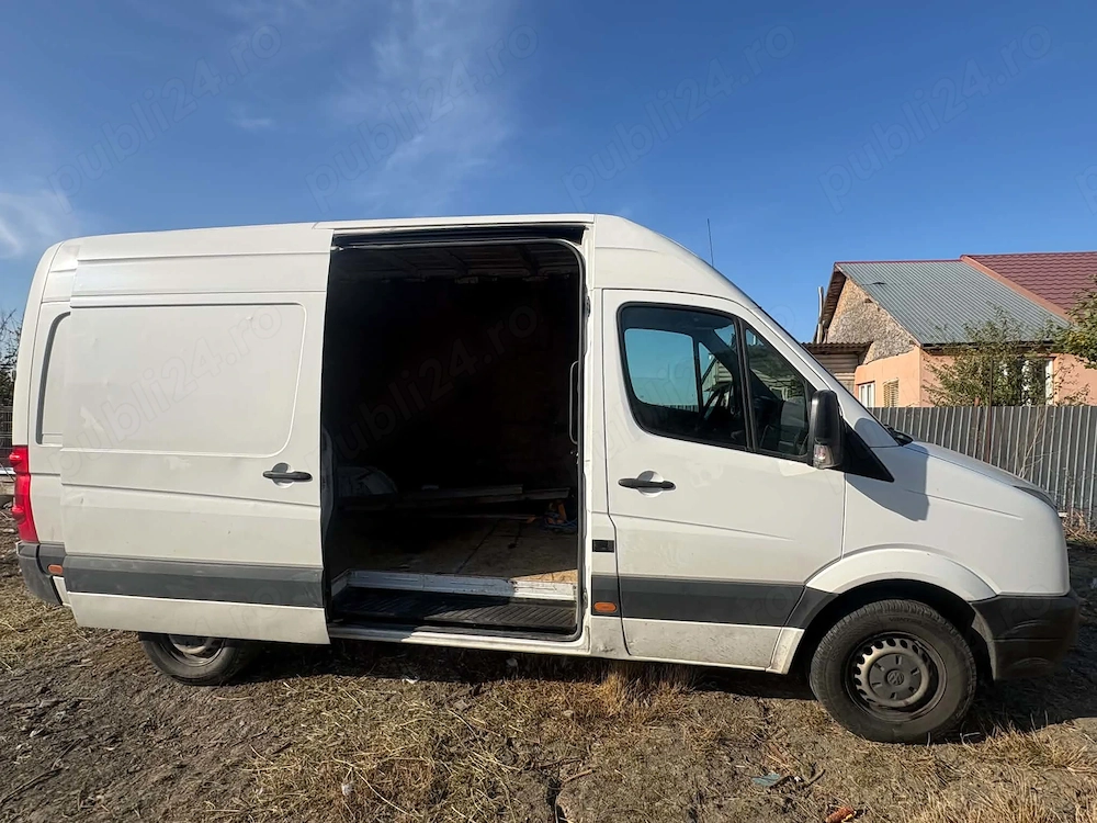 Volkswagen Crafter (2012)   Motor 2.0 L, Volum 12 m 