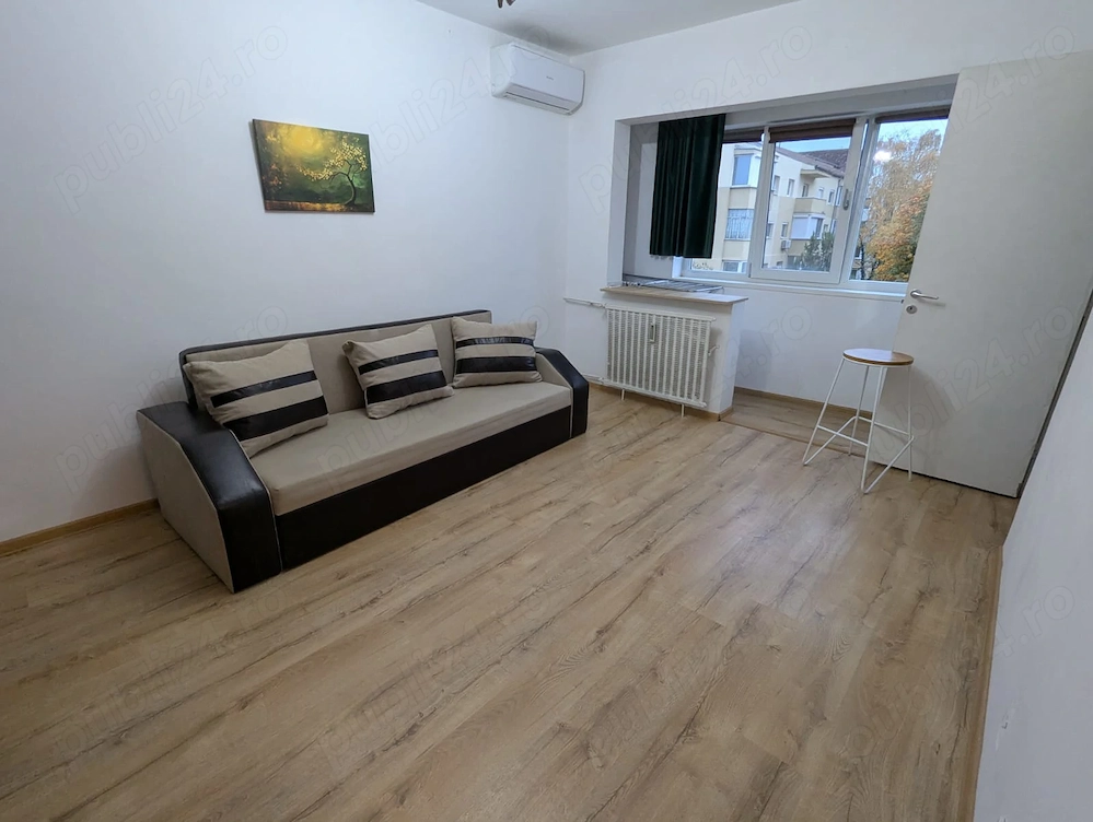 Proprietar închiriez garsoniera
