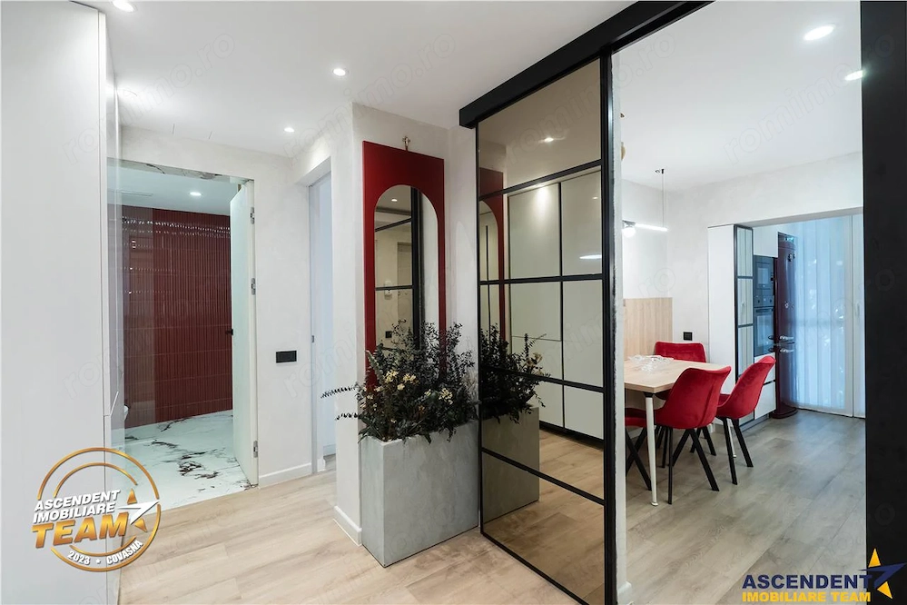 Apartament cu 2 camere, amenajat de designer, cu un concept interior elegant  #537;i finisaje atent 