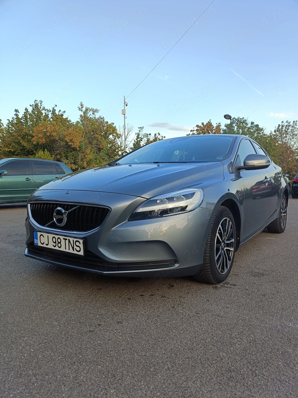 Vând Volvo V40 D3 an 2019 motorizare 2.0 diesel 150 CP