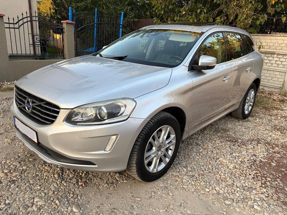 Volvo XC60 190CP trapa xenon piele hayon electric camera mars arriere