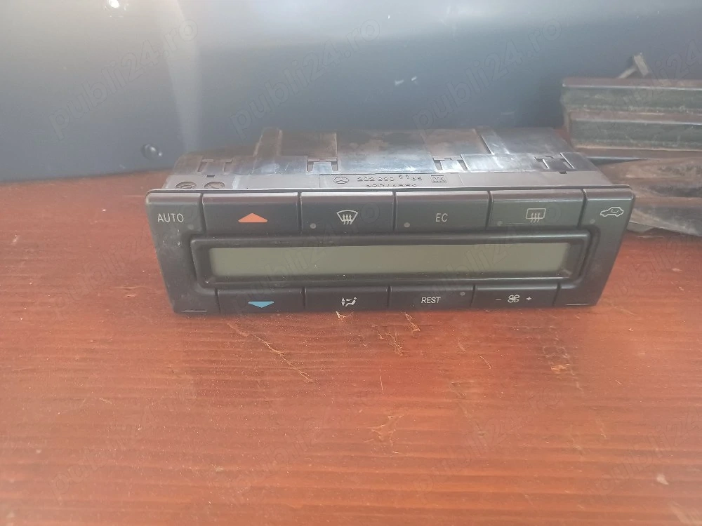 panou comenzi clima Mercedes c 220 din 1996