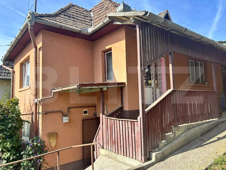 Casa de vanzare, 80 mp, zona Murgesti, comuna Acatari