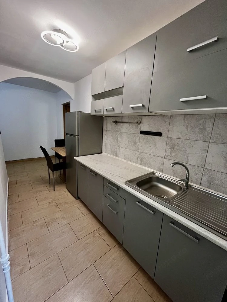 DE VÂNZARE, Apartament decomandat, 40 mp, Zona Kogălniceanu,Medicina, Timișoara.
