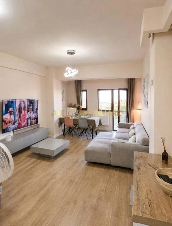 3 Camere de inchiriat | Sisesti | Centrala | 90 mp