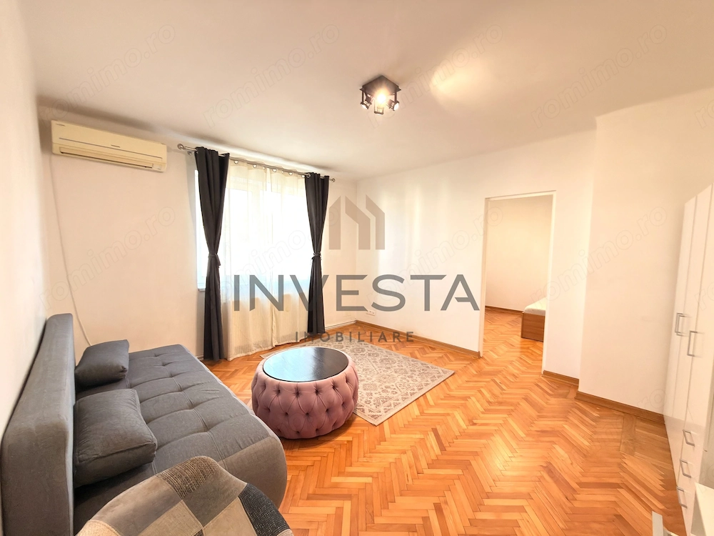 Apartament cu 2 camere, etaj intermediar, Centru, pe strada Traian!