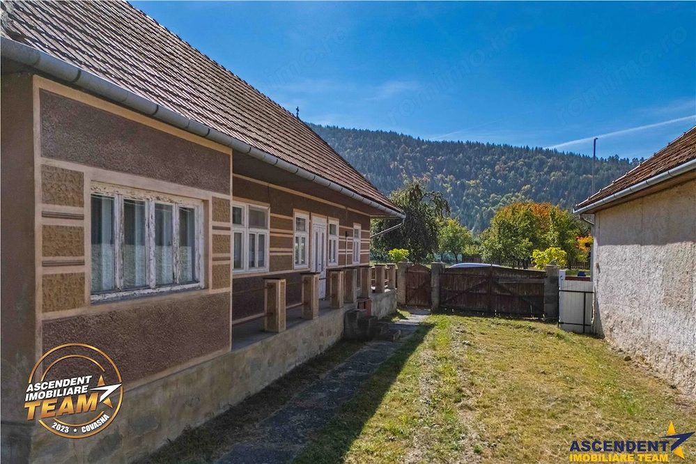 UNELE CASE NU AU NEVOIE SA FIE MODERNE CA SA DEVINA „ACASA”!