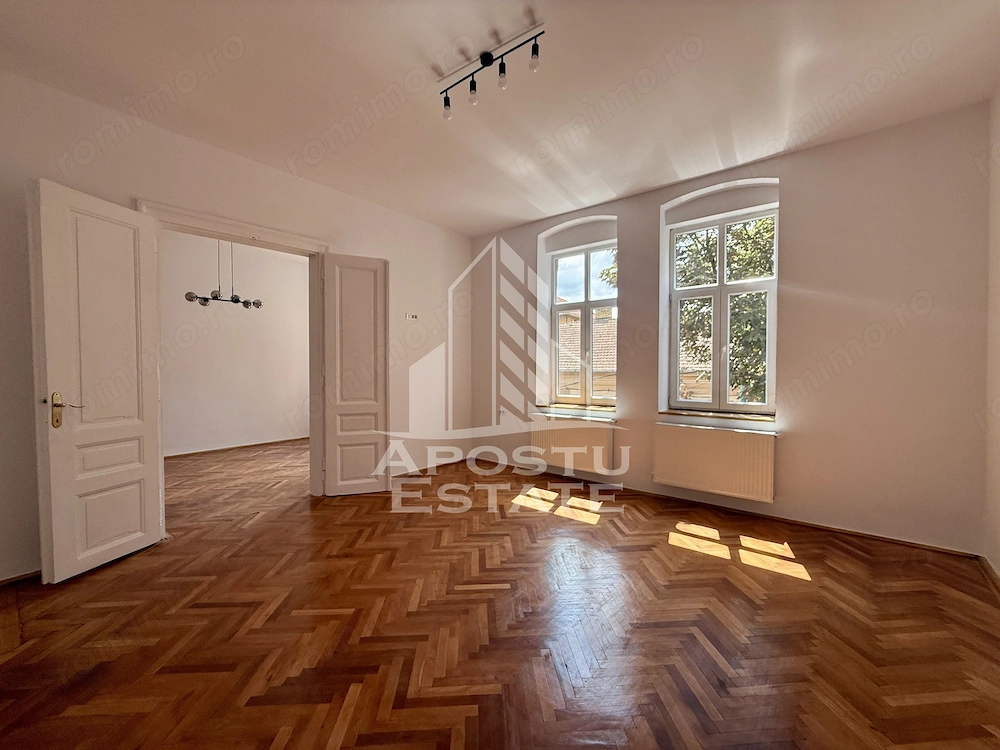 Apartament 3 camere renovat de vanzare, zona Elisabetin Timisoara
