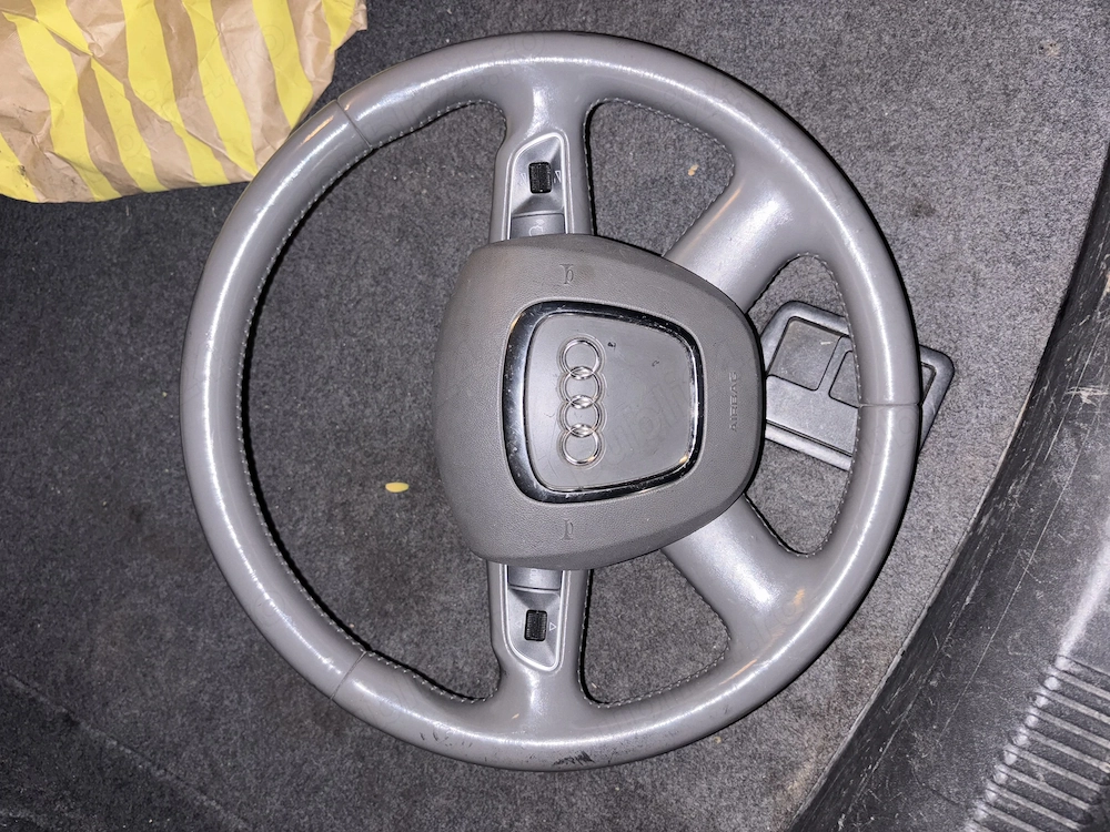 Volan Audi A4 B8 cu AIRBAG functional