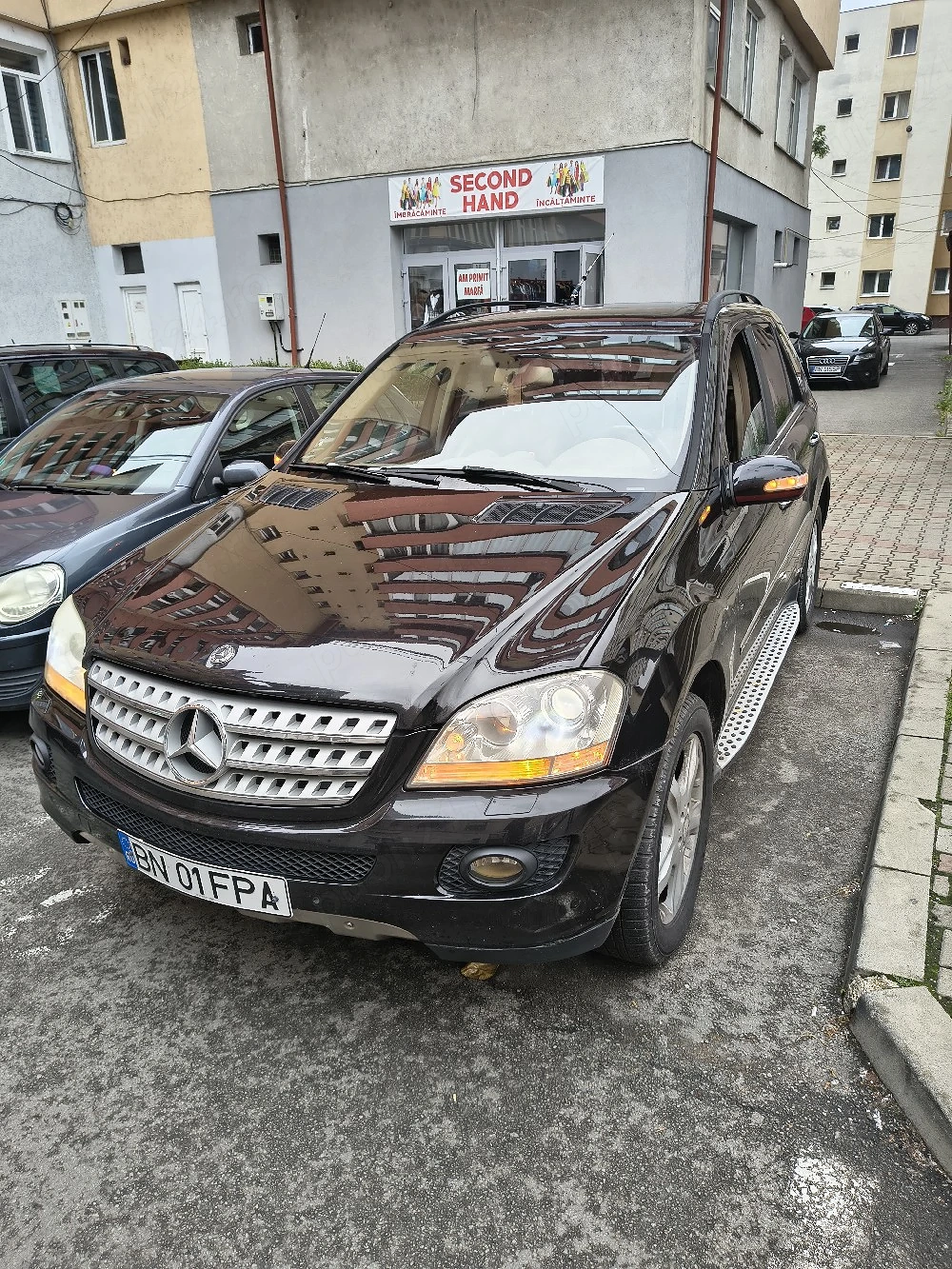 Vând schimb Mercedes ML350