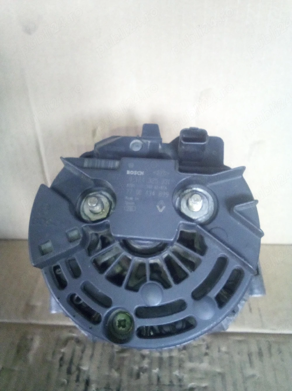 Alternator 7700434899. Dacia-Renault.