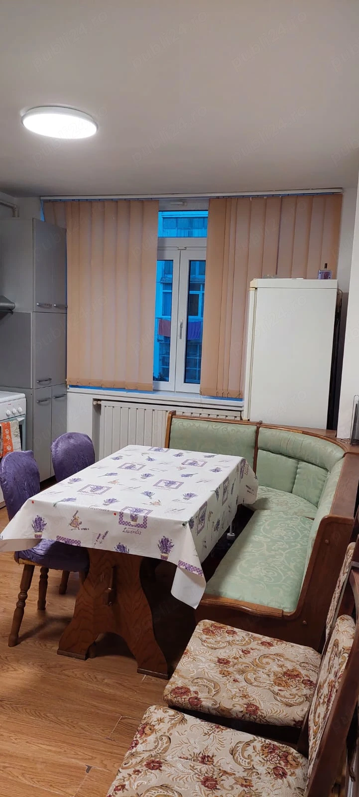 De închiriat apartament 2 camere decomandate zona Vasile Aron