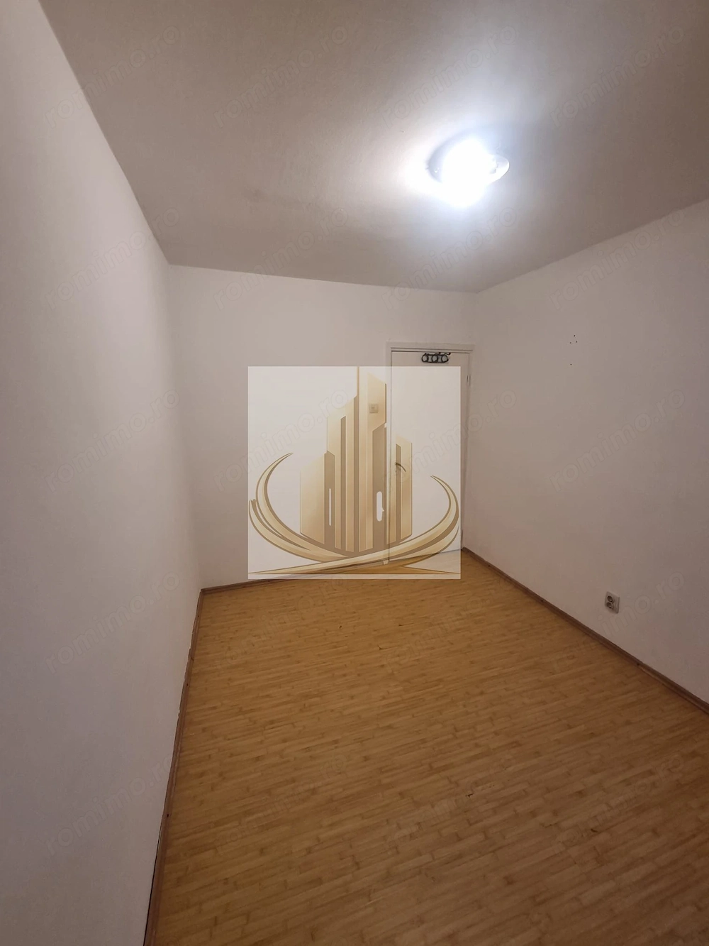 Apartament cu 3 camere, etaj 2 și boxă inclusă | Zona Calea Șagului