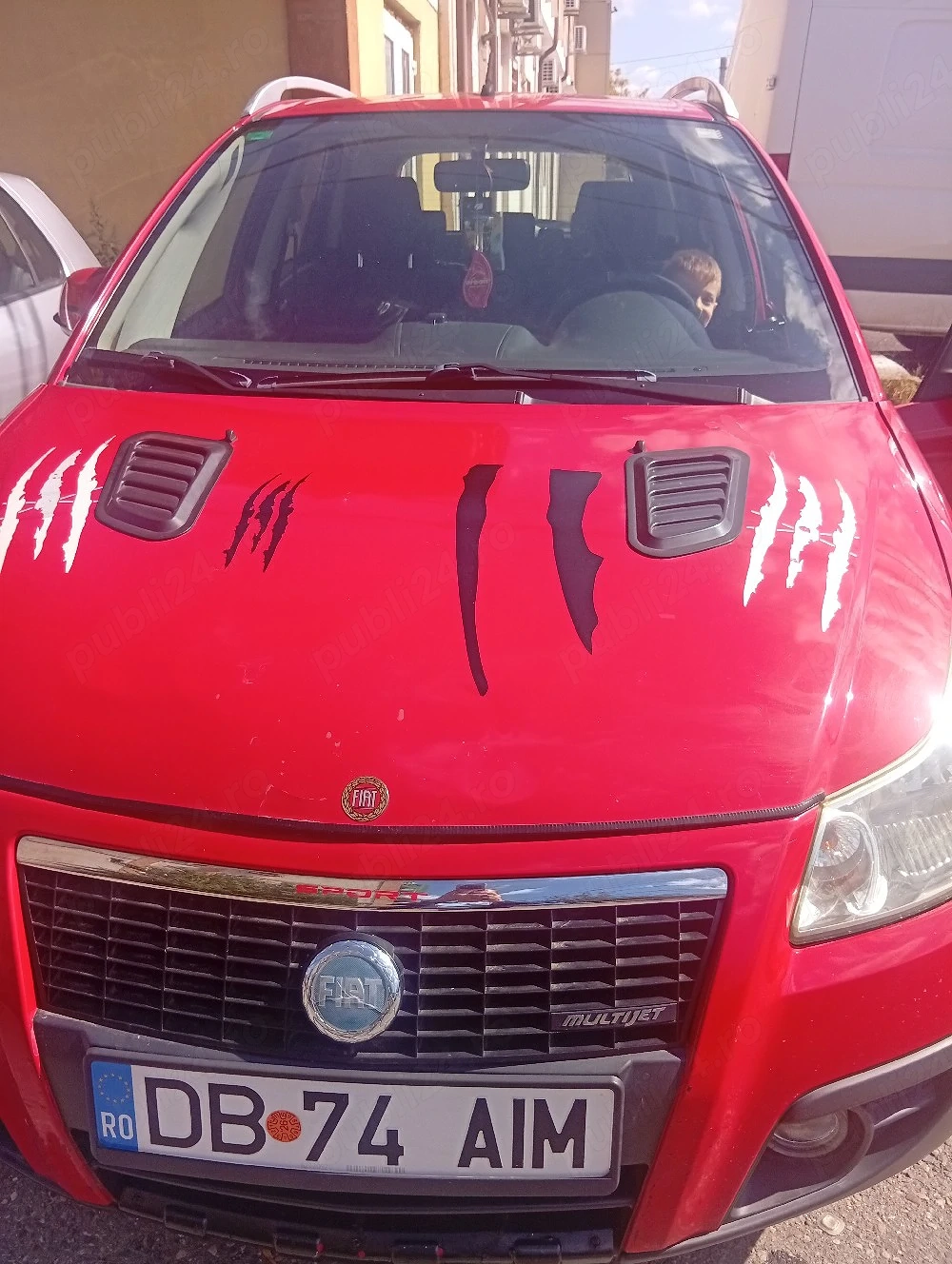 vand fiat sedici