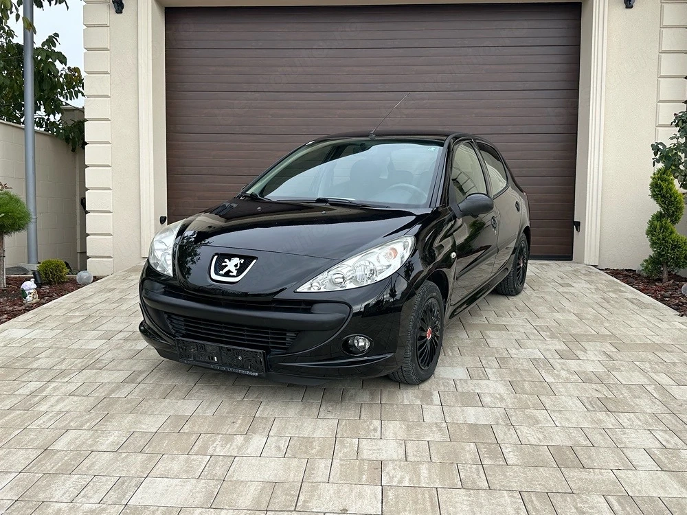 Peugeot 206 + 1.4 benzina Euro 5 78400km 
