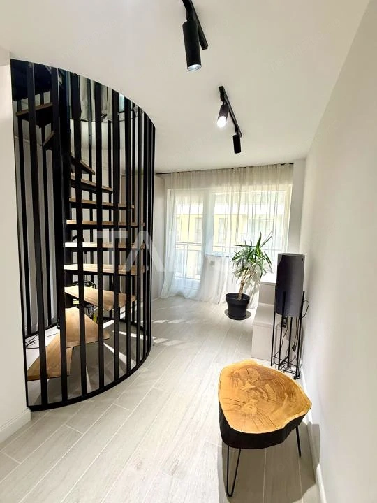 Penthouse de vanzare finisaje premium cu terasa generoasa Floresti 