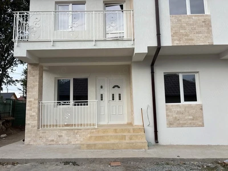 De vanzare casa P+1E