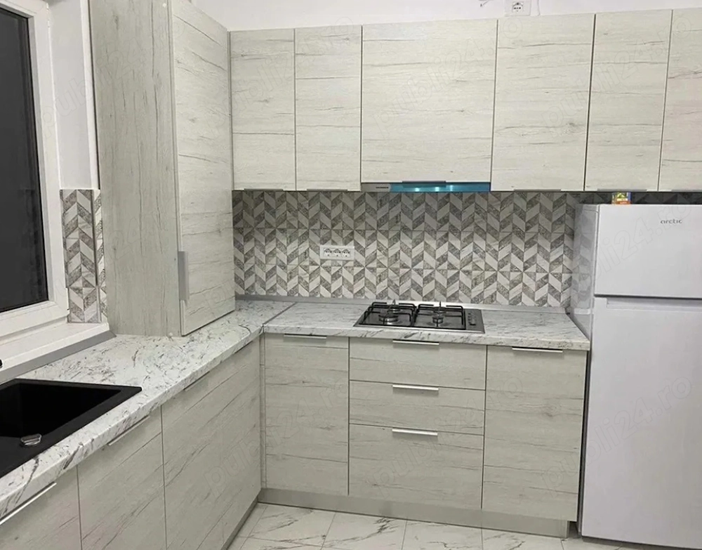  central in SLATINA ofer in chirie un apartament cu 2 camere