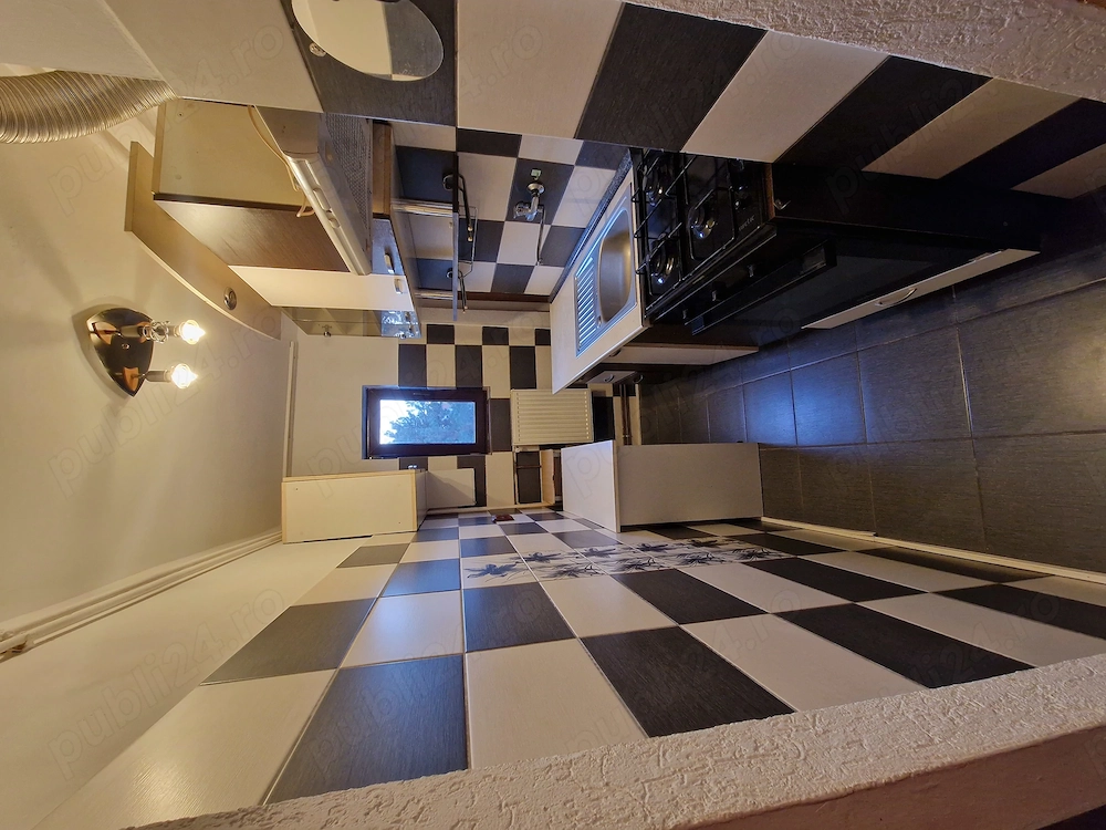 Ap cu 3 camere str.hunedoara etaj4 