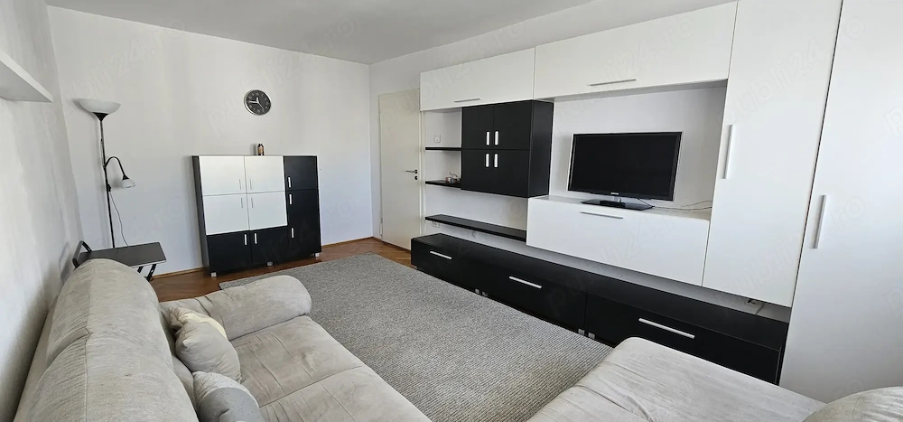 Inchiriez apartament 3 camere