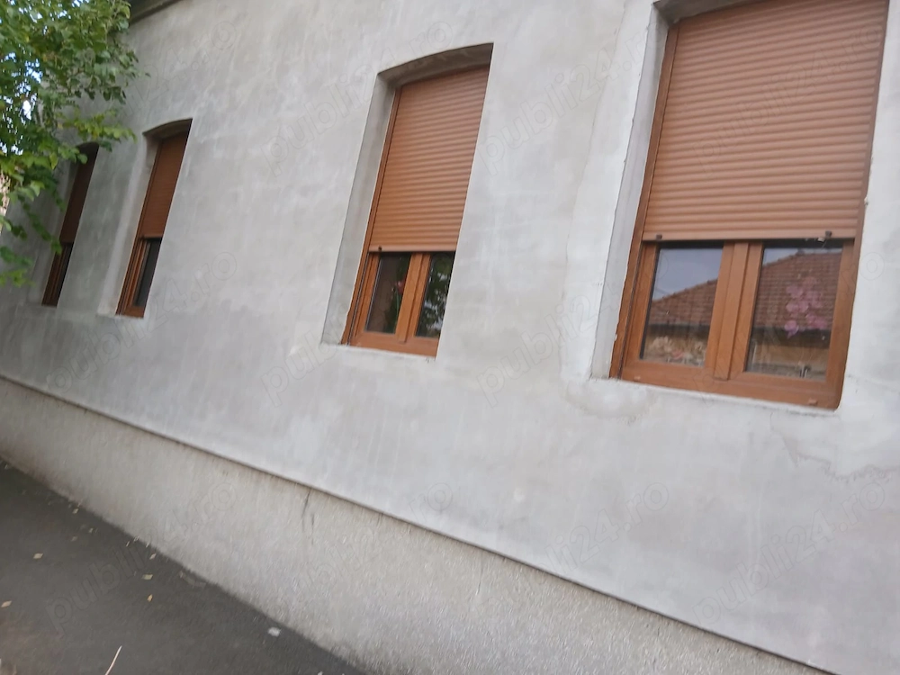 Vând URGENT casă cu grădină in Arad