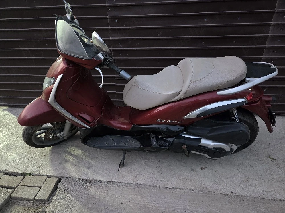 Vand scuter Piaggio BEVERLY de 500cc.
