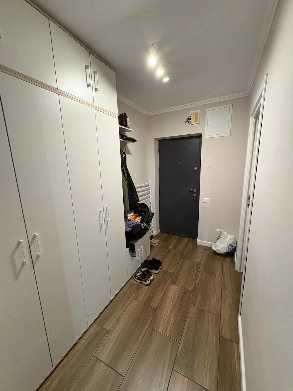 PF vand ap renovat complet