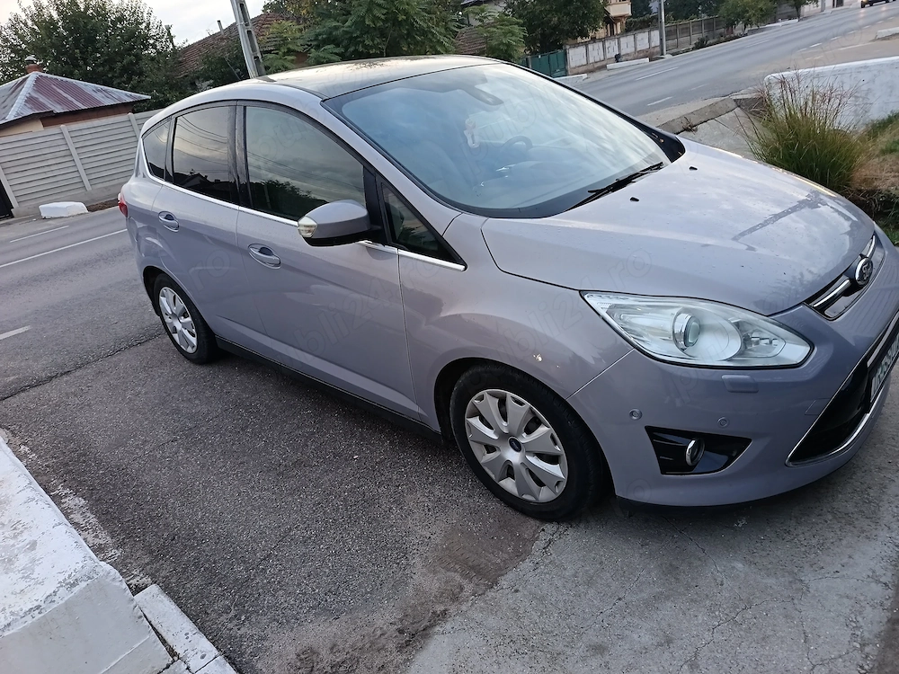 Ford C-max. 1,6 benzina