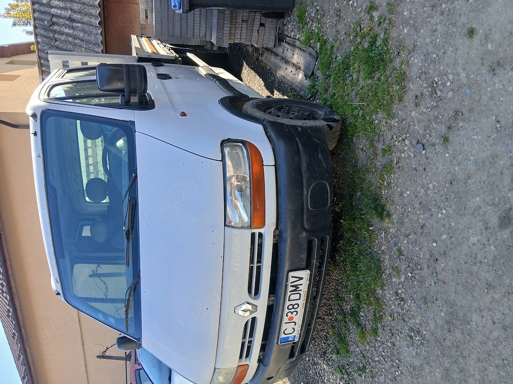 Vând carosata Renault Master 