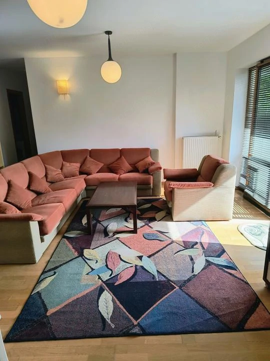 Doi Cocosi - Straulesti - 3 camere cu parcare si boxa incluse