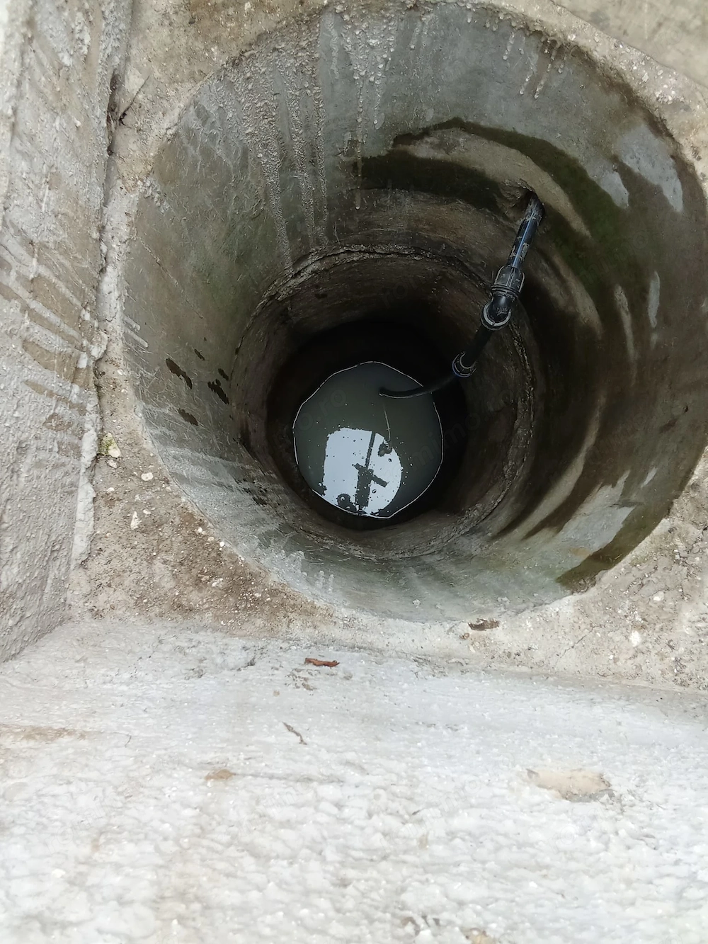 Curat fântâni și puțuri 