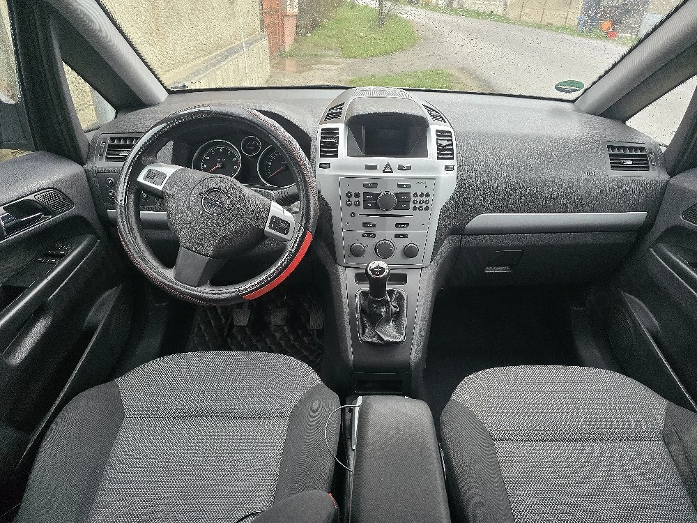 Vând sau schimb Opel Zafira, 7 locuri.