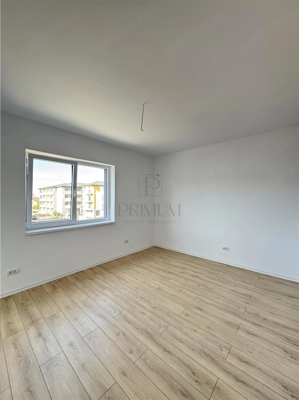 GIROC - 2 CAMERE - DECOMANDAT - ETAJ INTERMEDIAR - BLOC NOU - ZONA EXCELENTA