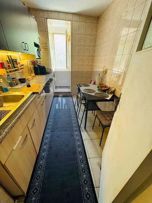 URGENT APARTAMENT 3 CAMERE DECOMANDAT OBREGIA