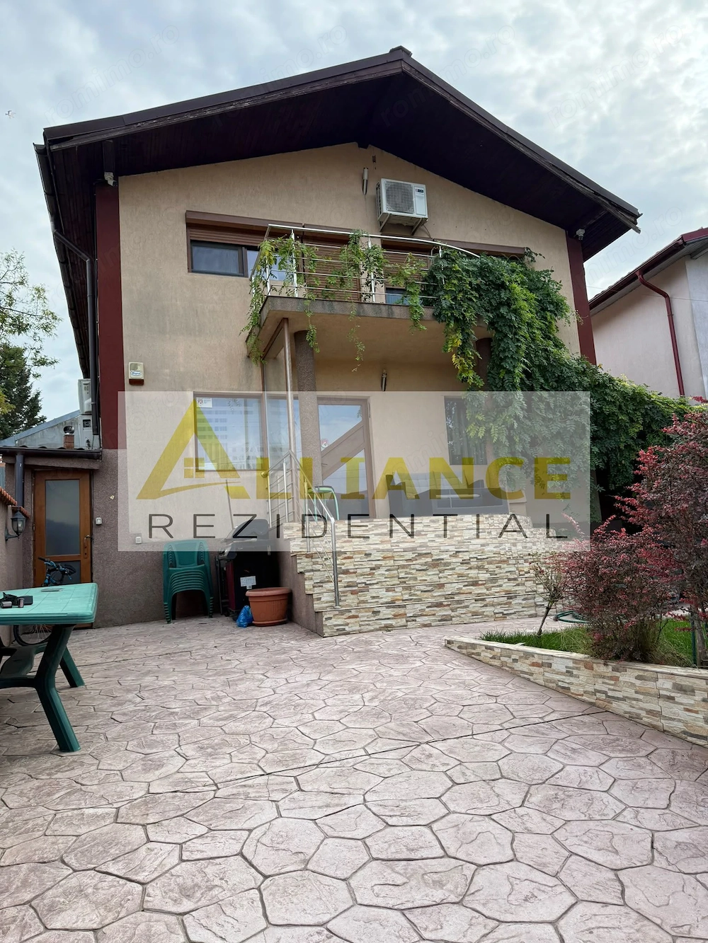CASA DE VANZARE P+1E | 4 CAMERE |  246MP TEREN | POPESTI LEORDENI