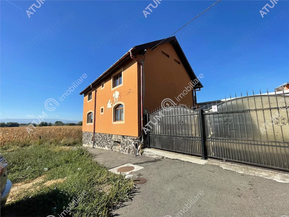 Casa indiviuala 5 camere 250 mp teren zona Gusterita din Sibiu