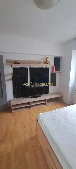 3 Camere de inchiriat | Obor | Metrou | Centrala | Mobilat
