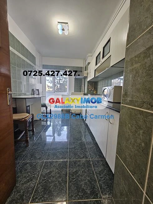 Ploiesti, ultracentral, b-dul Republicii, de vanzare 3 camere
