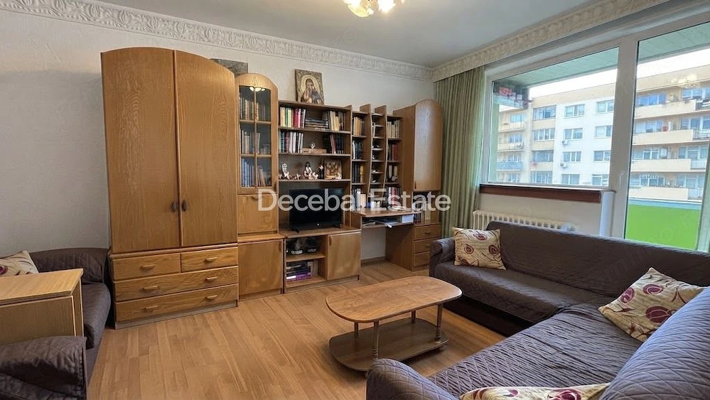 Apartament 3 camere 72 mp Sos Pantelimon decomandat