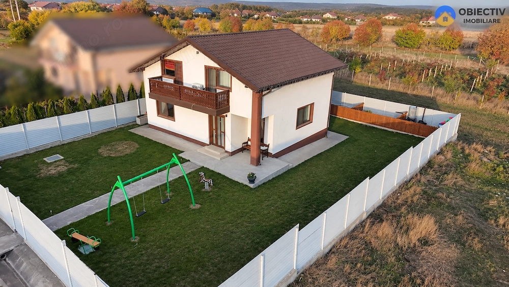 Casă P+M 4 camere – Dobreni, 183 mp, teren 682 mp