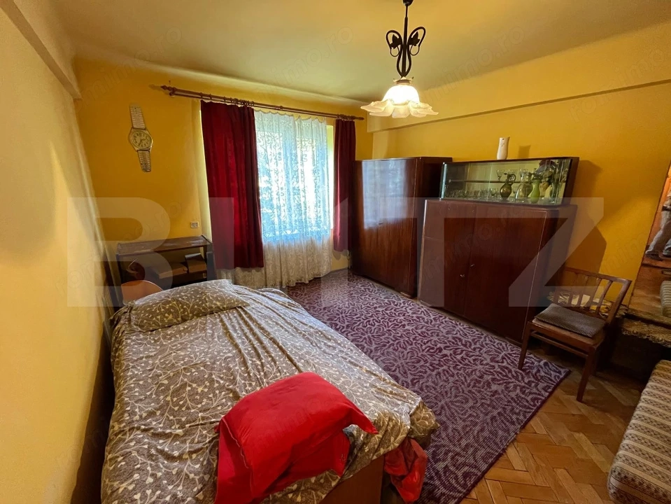 Garsoniera cu parcare in curte interioara, langa Centru Istoric